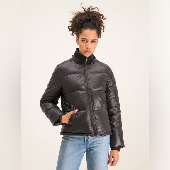 UGG Jackets & Blazers - Ugg Izzie Puffer Jacket in Black Size Small